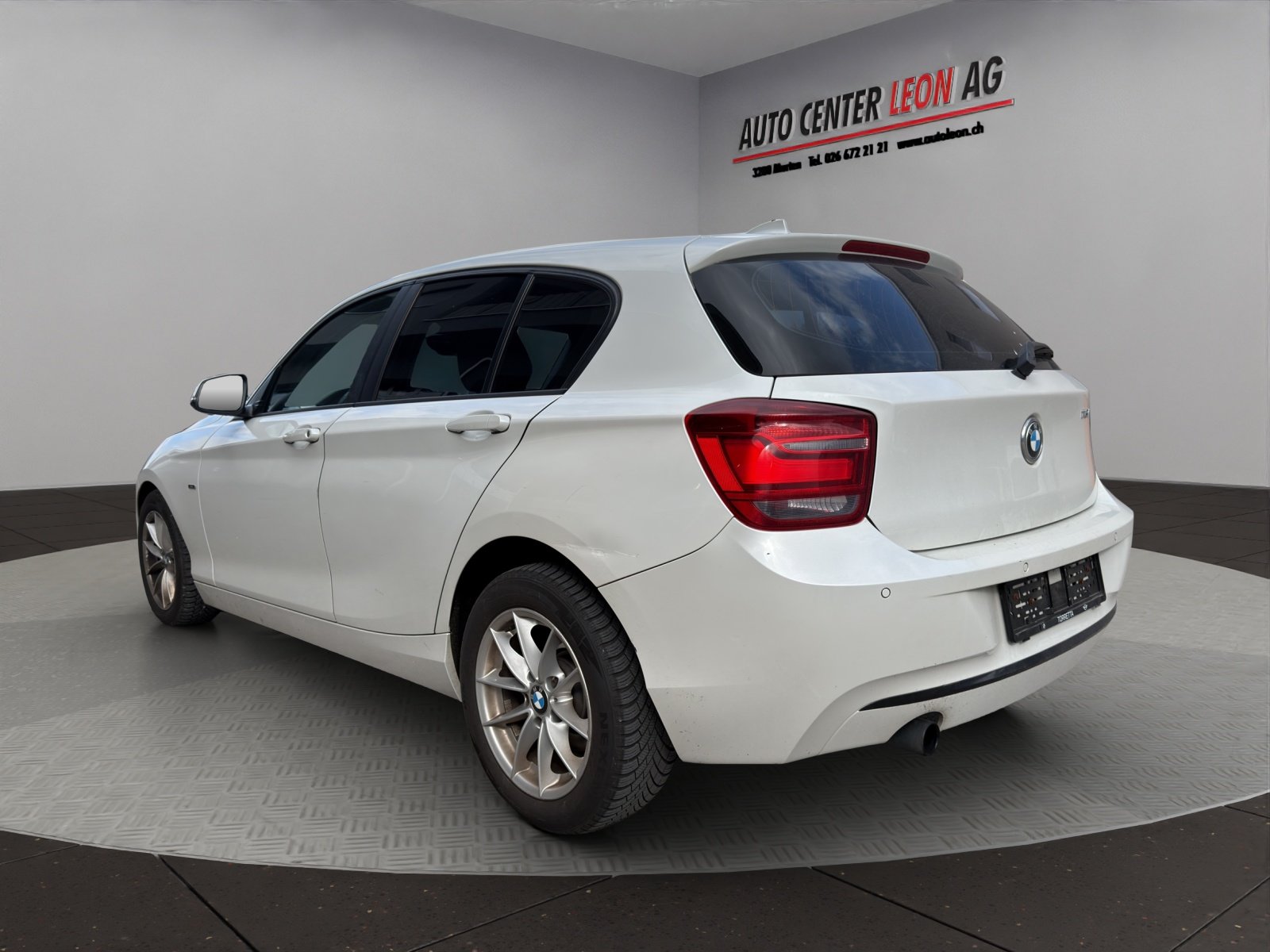 BMW 116i Sport Line Steptronic, Petrol, Second hand / Used, Automatic - 4