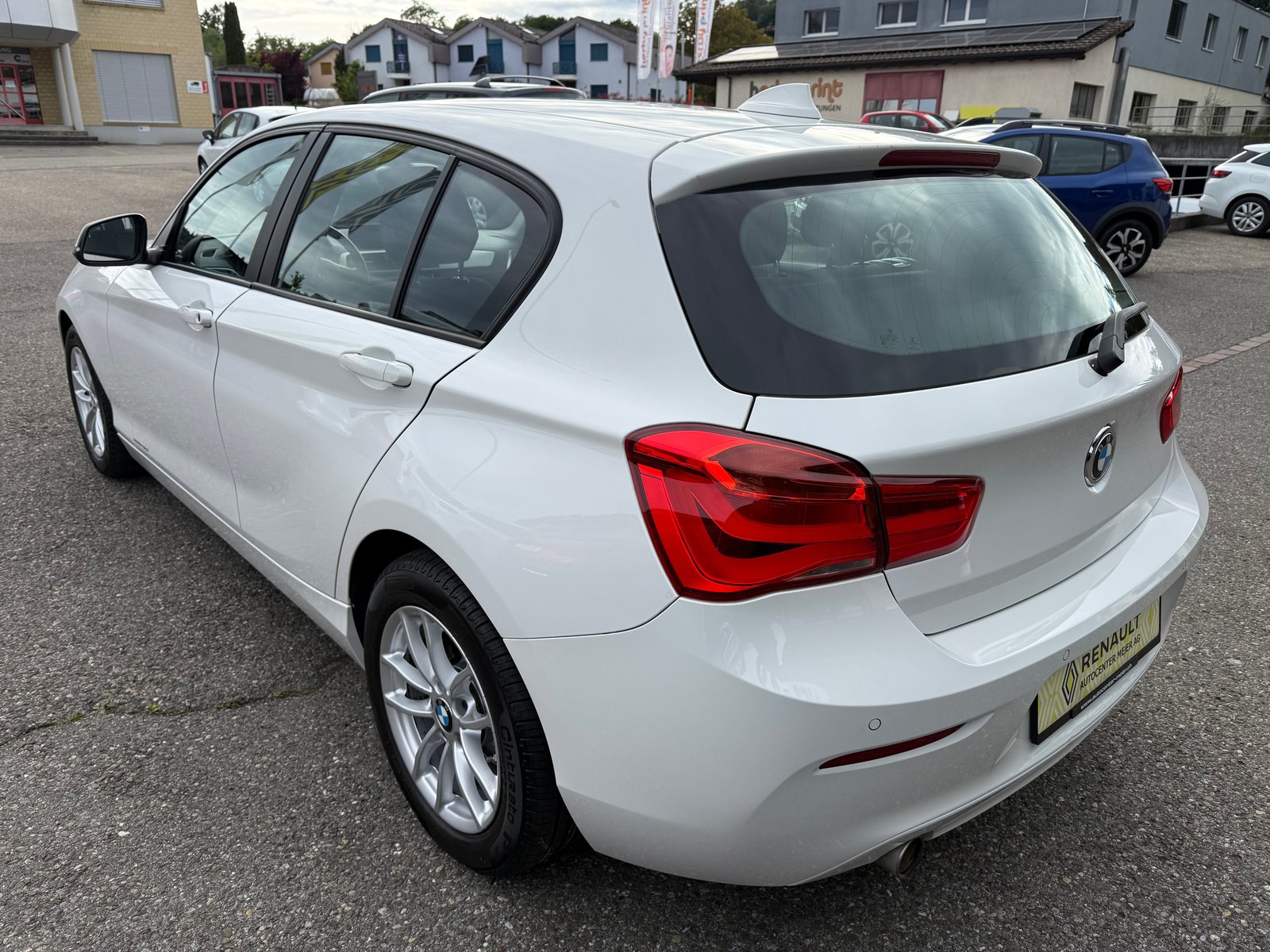 BMW 116i Business, Essence, Occasion / Utilisé, Manuelle - 4