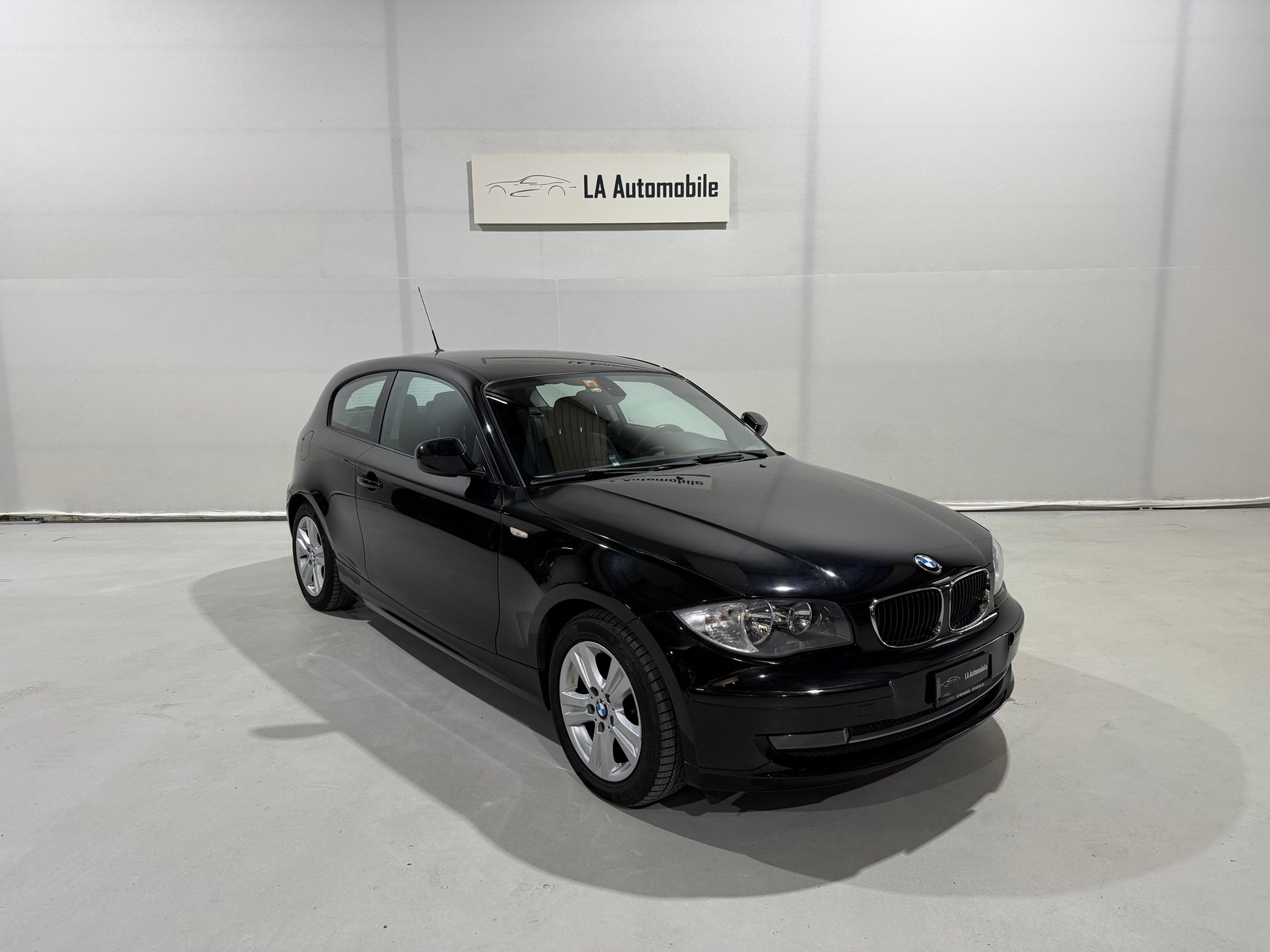 BMW 116i, Petrol, Second hand / Used, Manual - 5