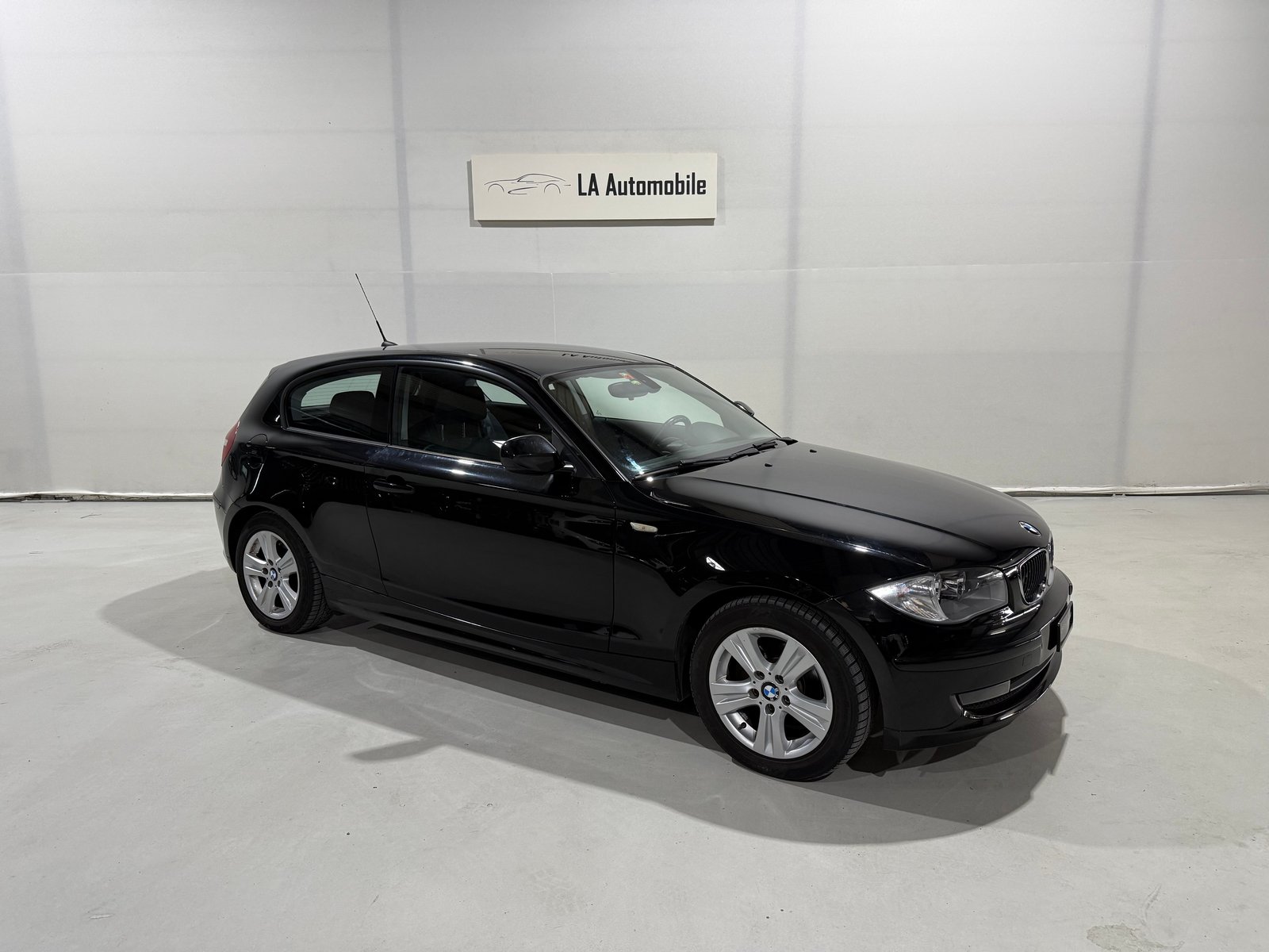 BMW 116i, Petrol, Second hand / Used, Manual - 6