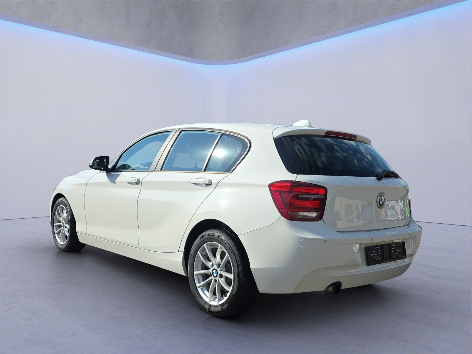 BMW 116i ab Platz zum selber aufbereiten, Benzin, Occasion / Gebraucht, Handschaltung - 3