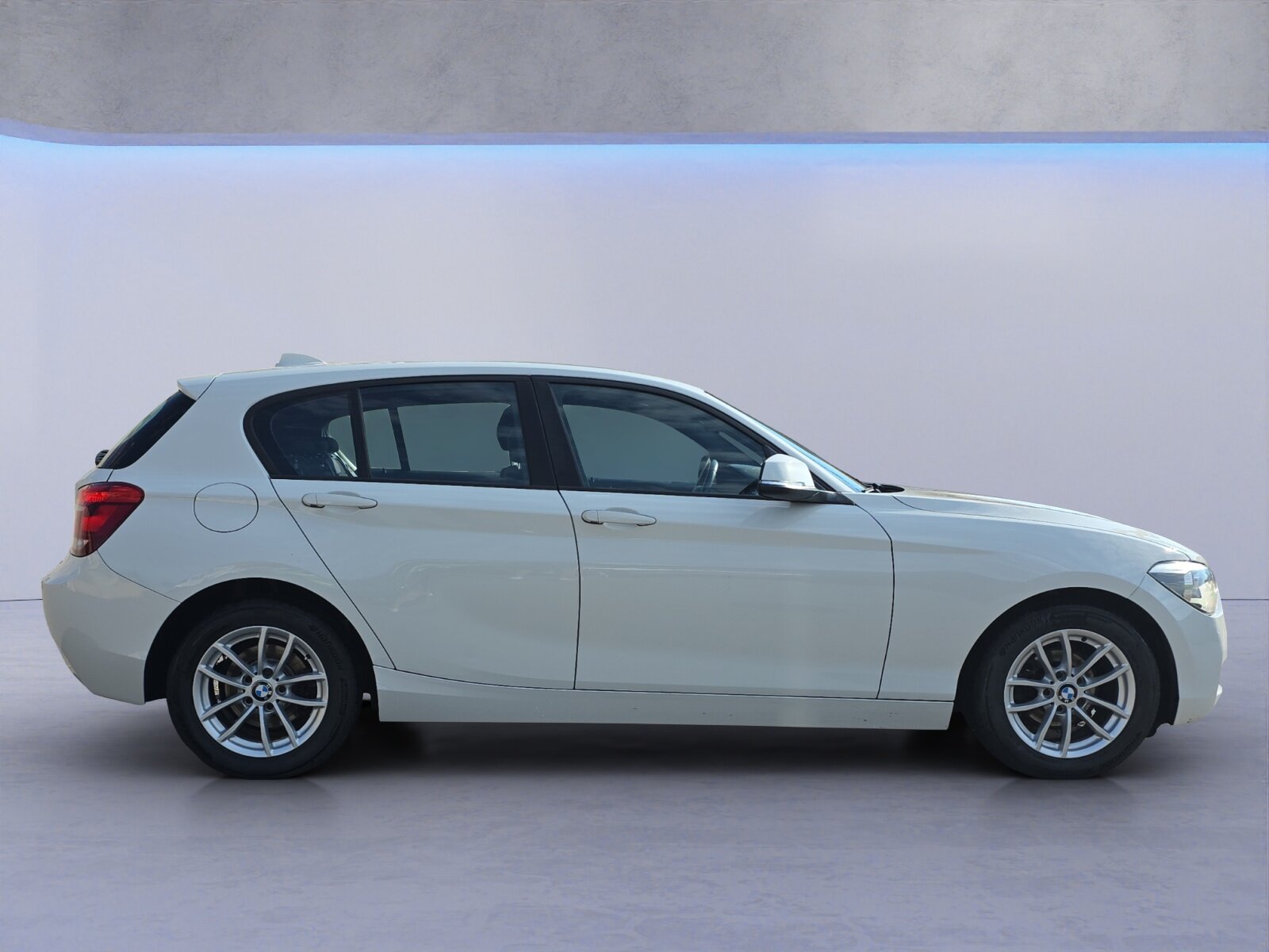 BMW 116i ab Platz zum selber aufbereiten, Benzin, Occasion / Gebraucht, Handschaltung - 6