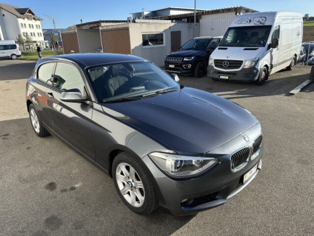 BMW 116i Sport Line, Petrol, Second hand / Used, Manual - 3