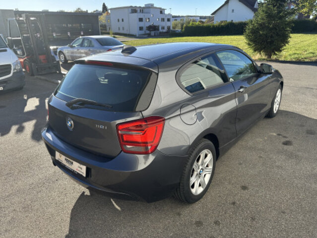 BMW 116i Sport Line, Petrol, Second hand / Used, Manual - 4