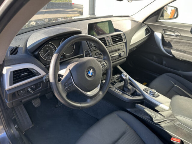 BMW 116i Sport Line, Petrol, Second hand / Used, Manual - 6