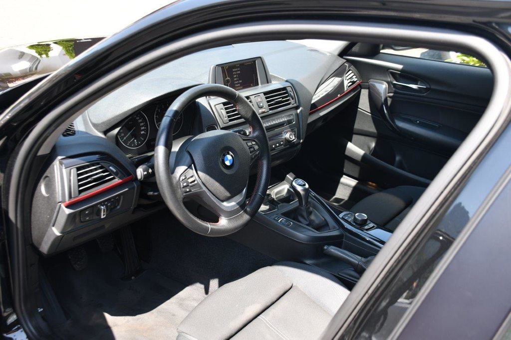 BMW 118i Sport Line, Essence, Occasion / Utilisé, Manuelle - 4