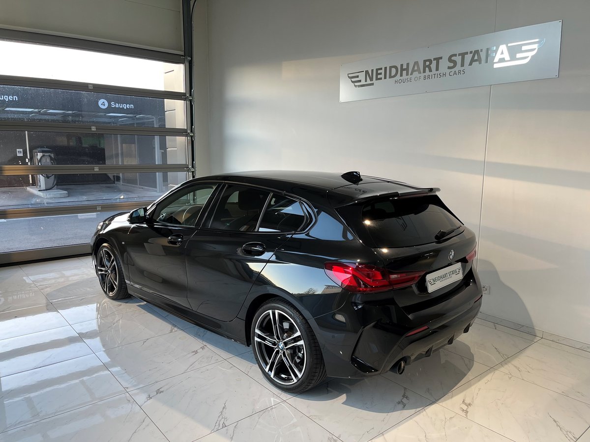 BMW 118i Steptronic Pure M Sport, Petrol, Second hand / Used, Automatic - 3