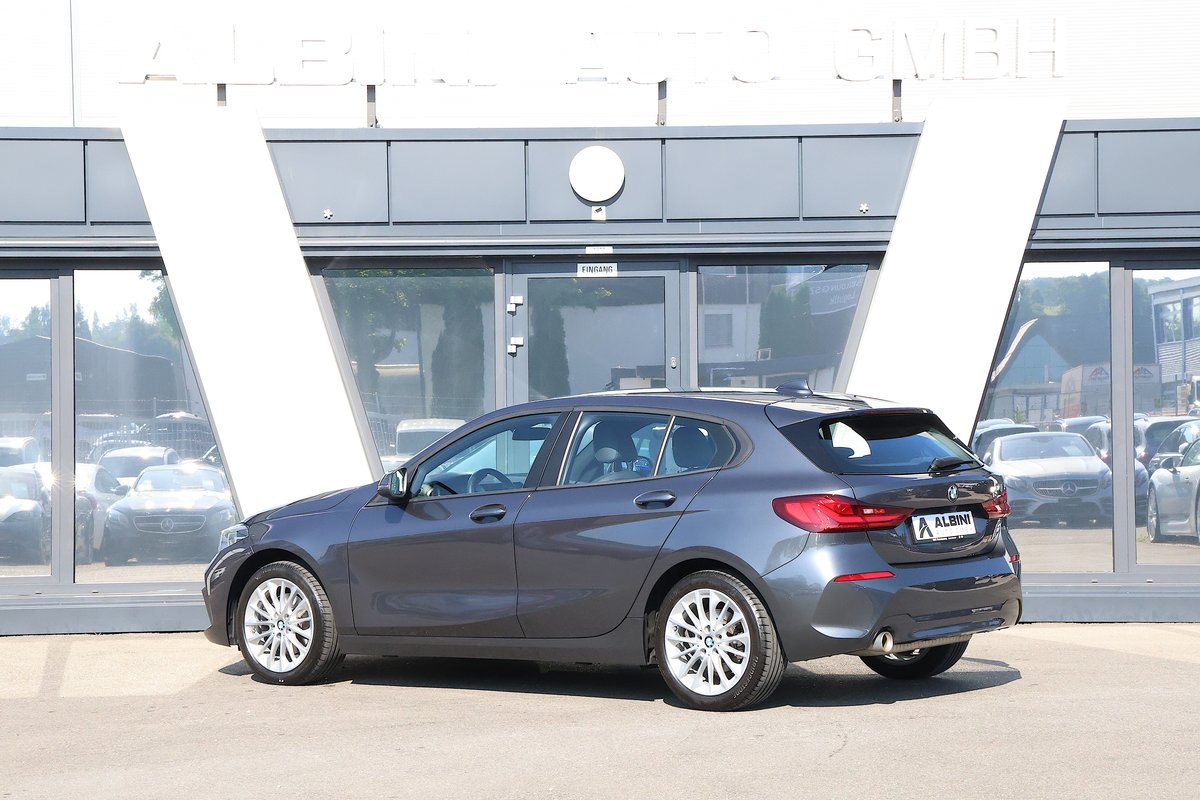BMW 118i Steptronic *CH-FZ* *Gratis-Service*, Benzin, Occasion / Gebraucht, Automatik - 4