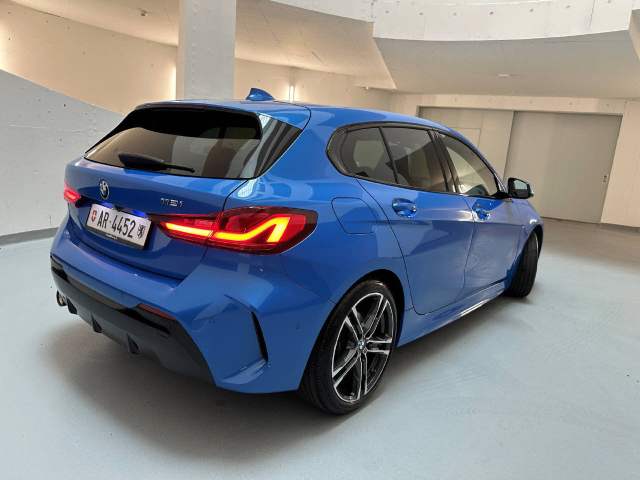 BMW 118i M Sport, Benzin, Occasion / Gebraucht, Automat - 2