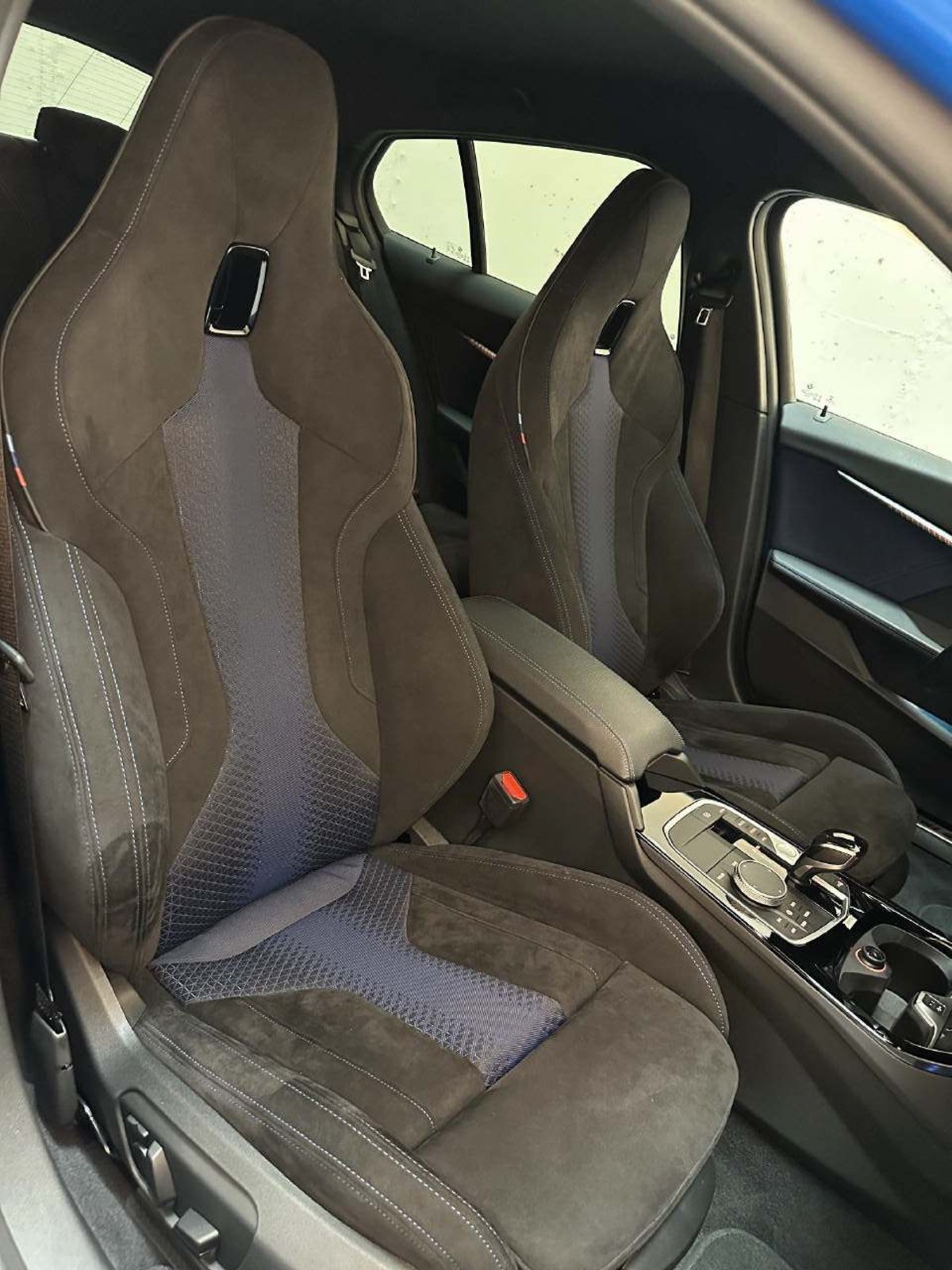 BMW 118i M Sport, Benzin, Occasion / Gebraucht, Automat - 3