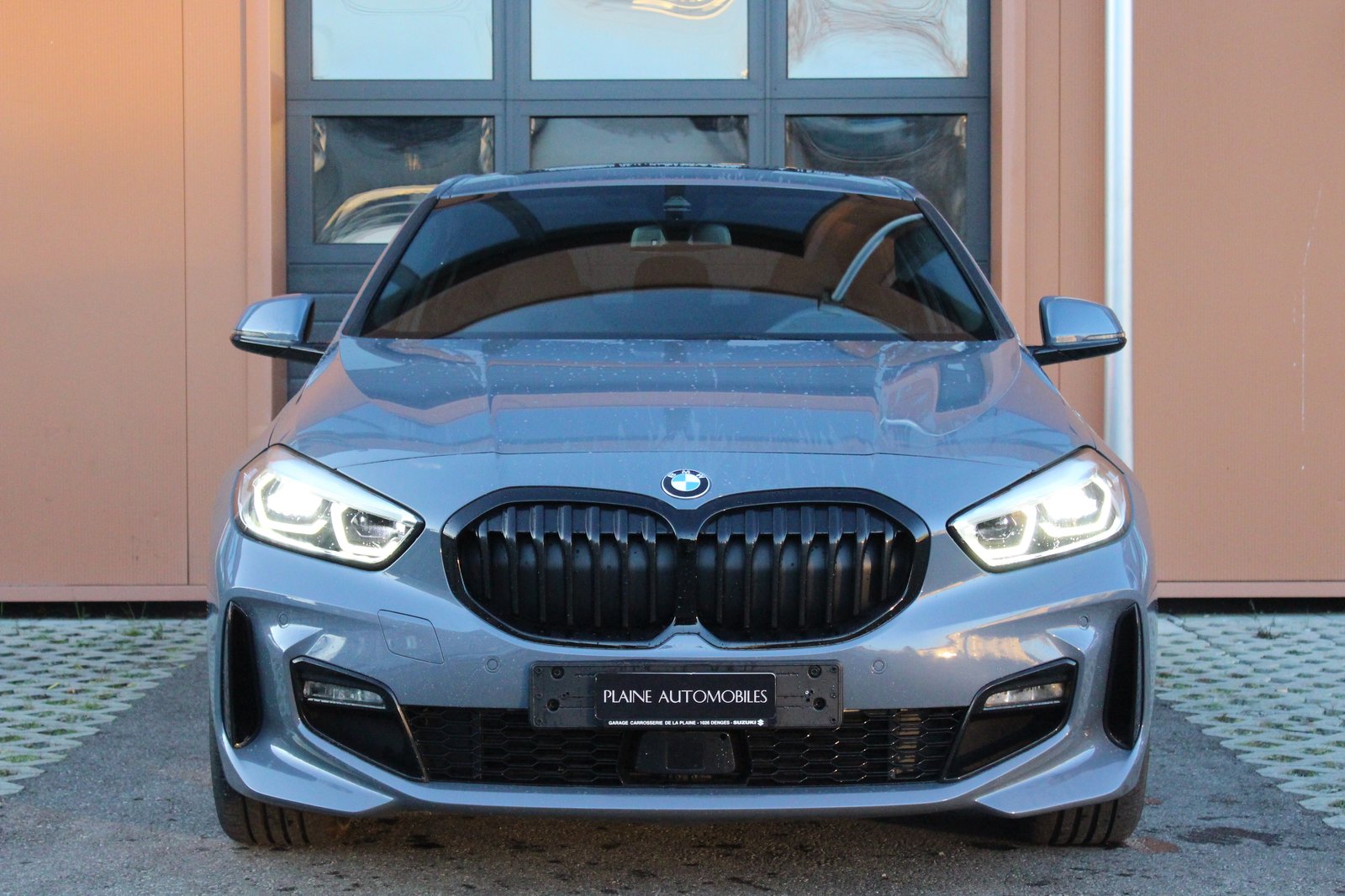 BMW 118i Pure M Sport Steptronic - "Jantes 19' * Toit Ouvrant * 