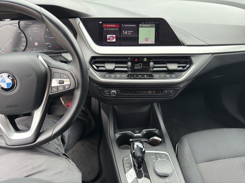BMW 1er Reihe F40 118i, Benzin, Occasion / Gebraucht, Automatik - 7
