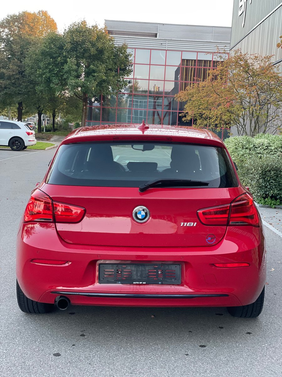 BMW 118i Sport Line, Petrol, Second hand / Used, Manual - 5