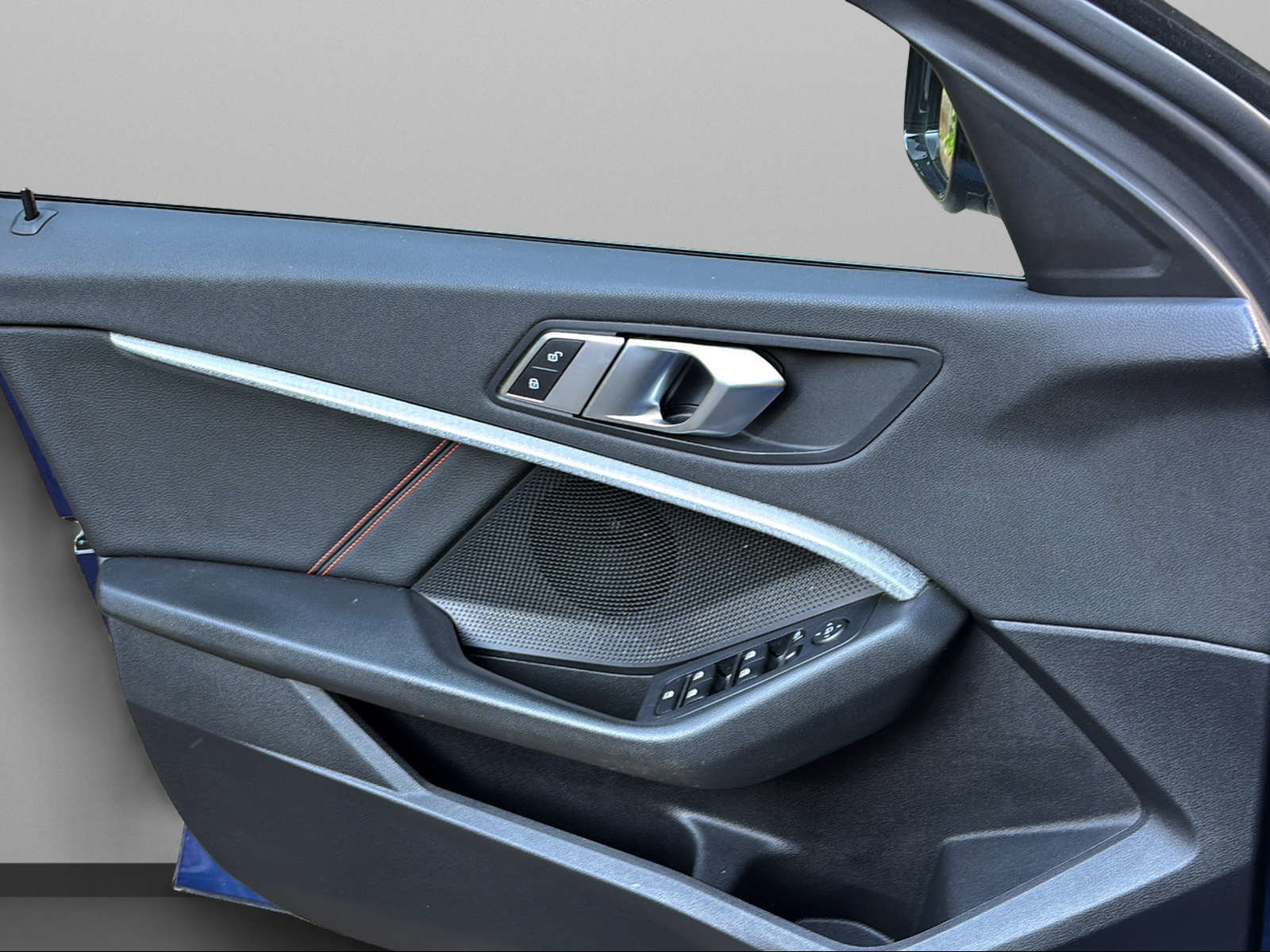 BMW 118d Steptronic Sport Line, CH Fahrzeug, frisch ab MFK, Leas, Diesel, Second hand / Used, Automatic - 6