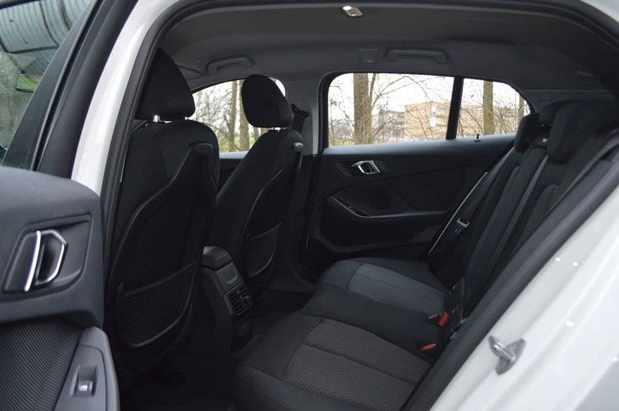 BMW 118i Steptronic, Benzin, Occasion / Gebraucht, Automatik - 6