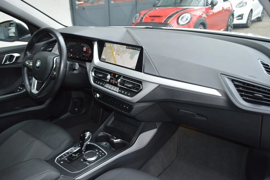 BMW 118i Steptronic, Benzin, Occasion / Gebraucht, Automatik - 7
