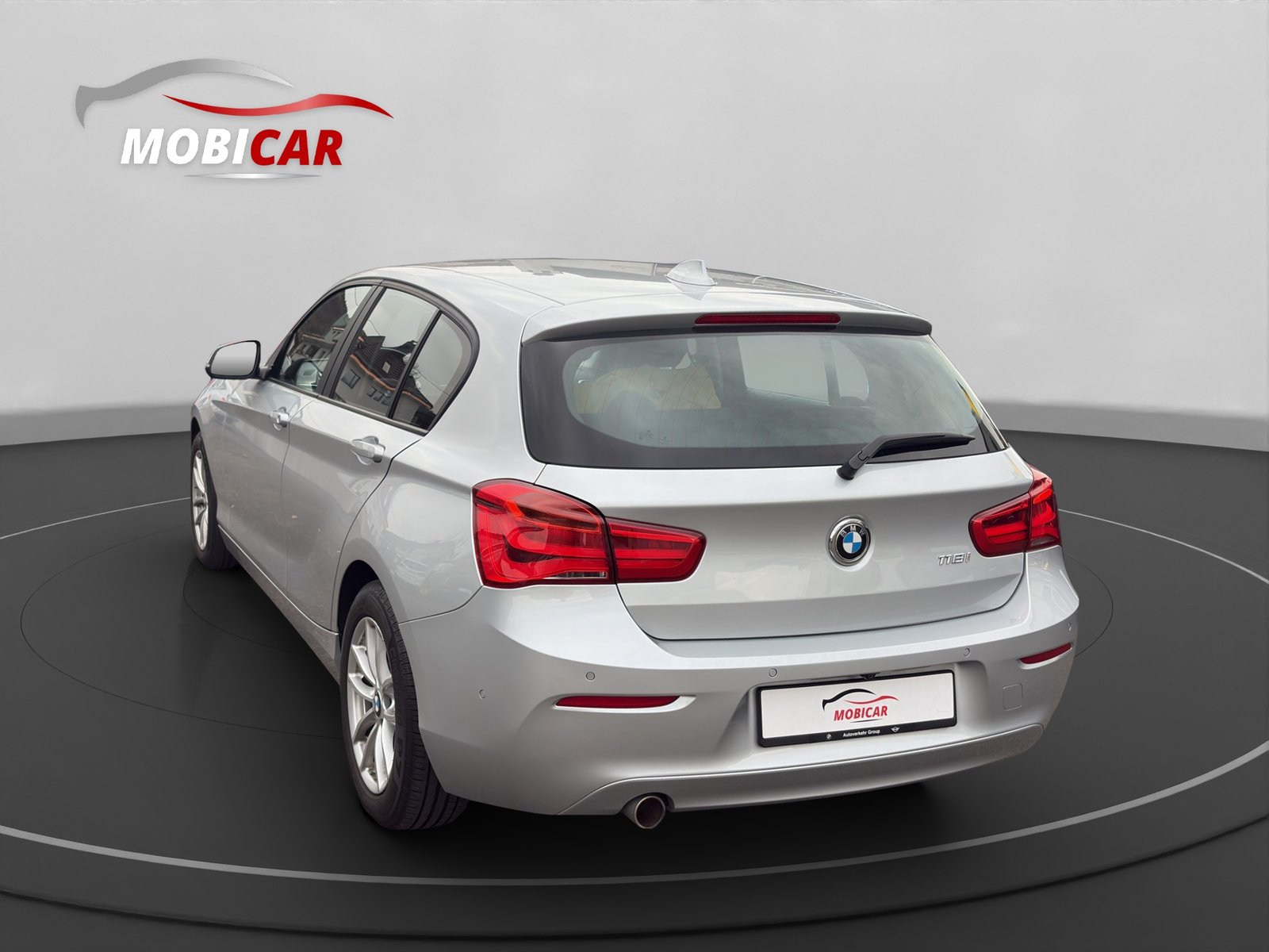 BMW 118i Edition Sport Line Steptronic, Petrol, Second hand / Used, Automatic - 3