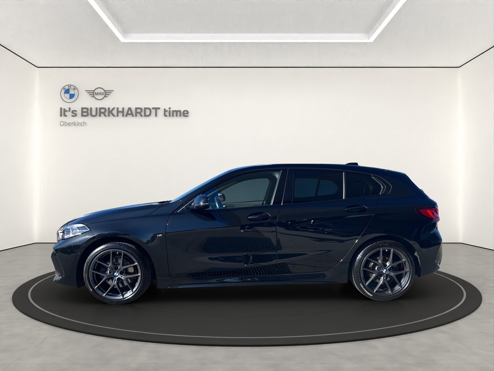 BMW 118i M Sport Steptronic, Benzin, Occasion / Gebraucht, Automatik - 2