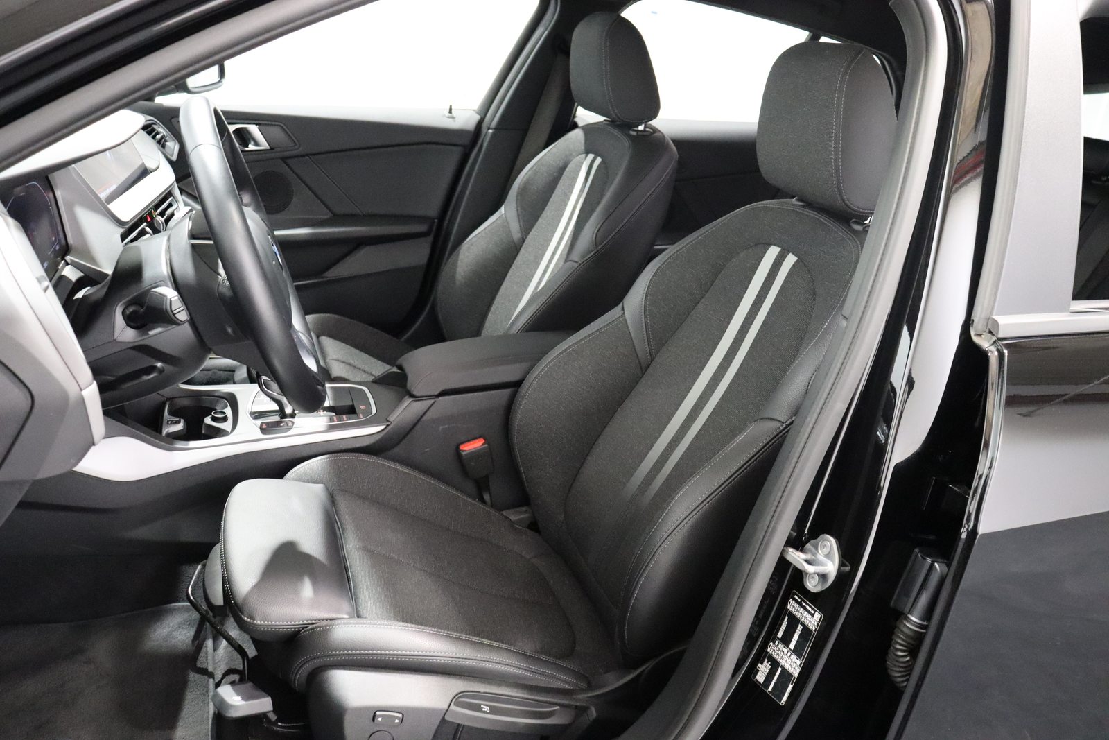 BMW 118i, Petrol, Second hand / Used, Automatic - 7