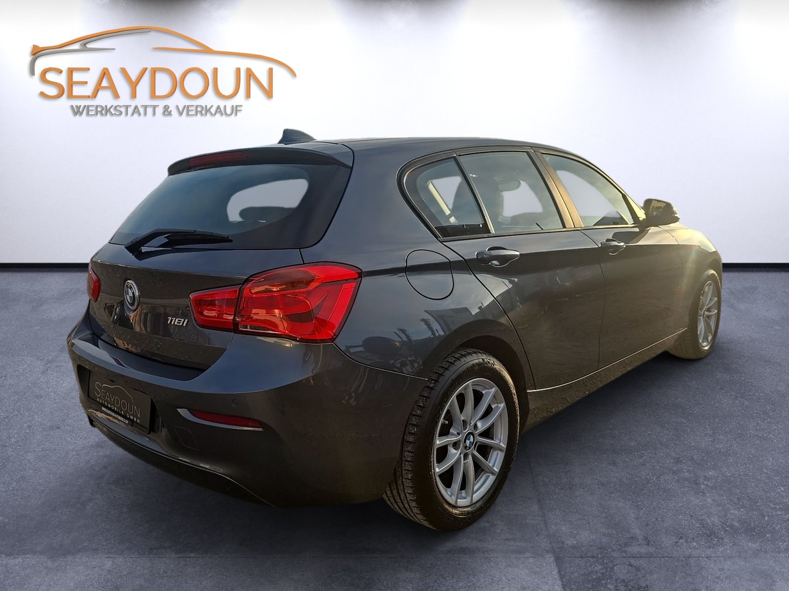 BMW 118i Steptronic, Benzin, Occasion / Gebraucht, Automatik - 4