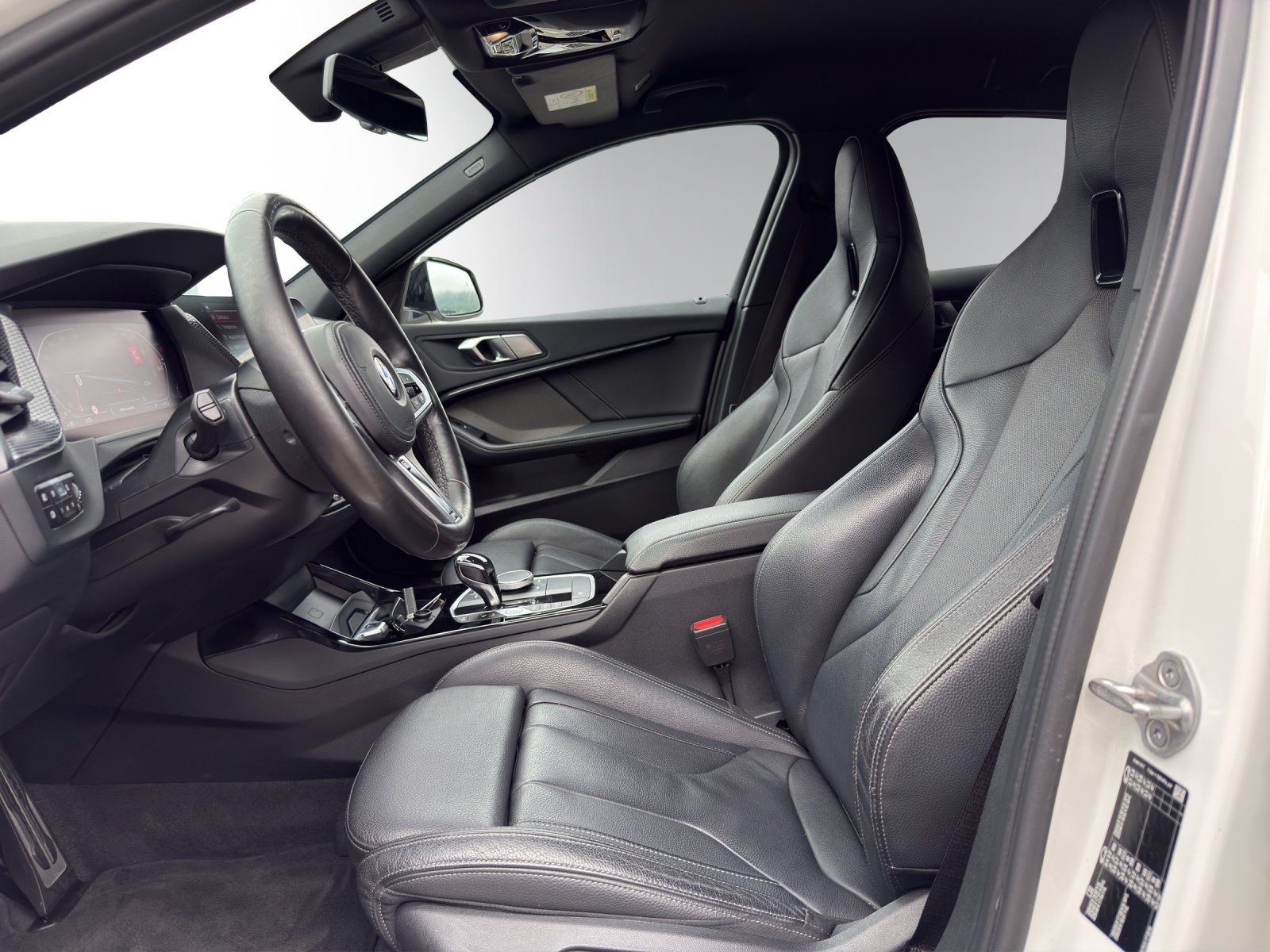 BMW 118i Pure M Sport Steptr., Essence, Occasion / Utilisé, Automatique - 7
