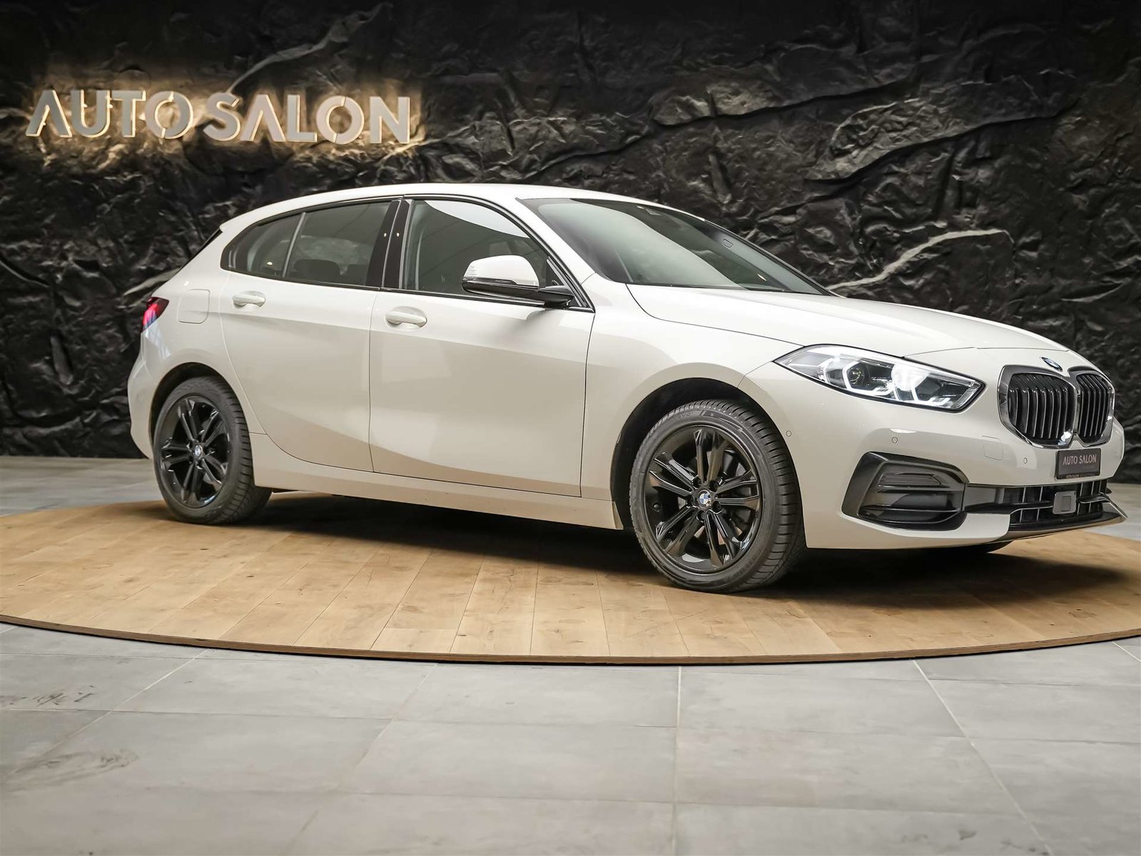 BMW 118i Sport Line Steptronic *Harman/Kardon*Lenkradheizung, Petrol, Second hand / Used, Automatic - 6