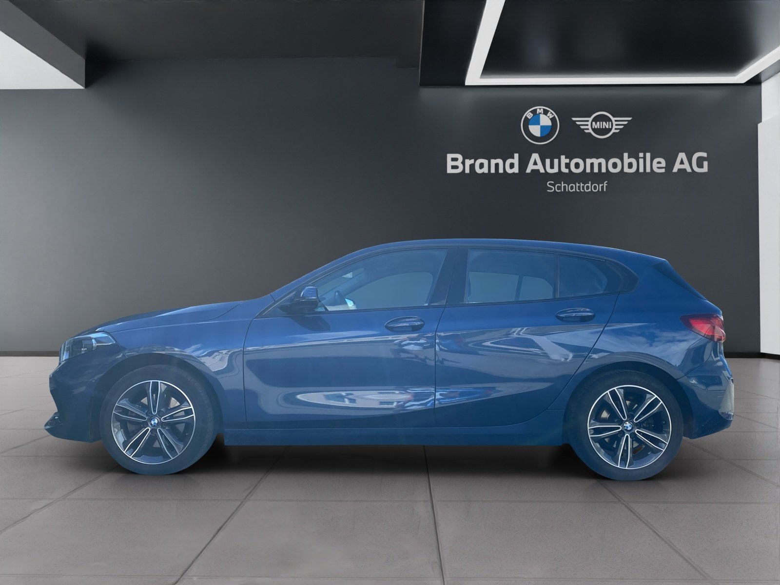 BMW 118i Sport Line, Essence, Occasion / Utilisé, Automatique - 2