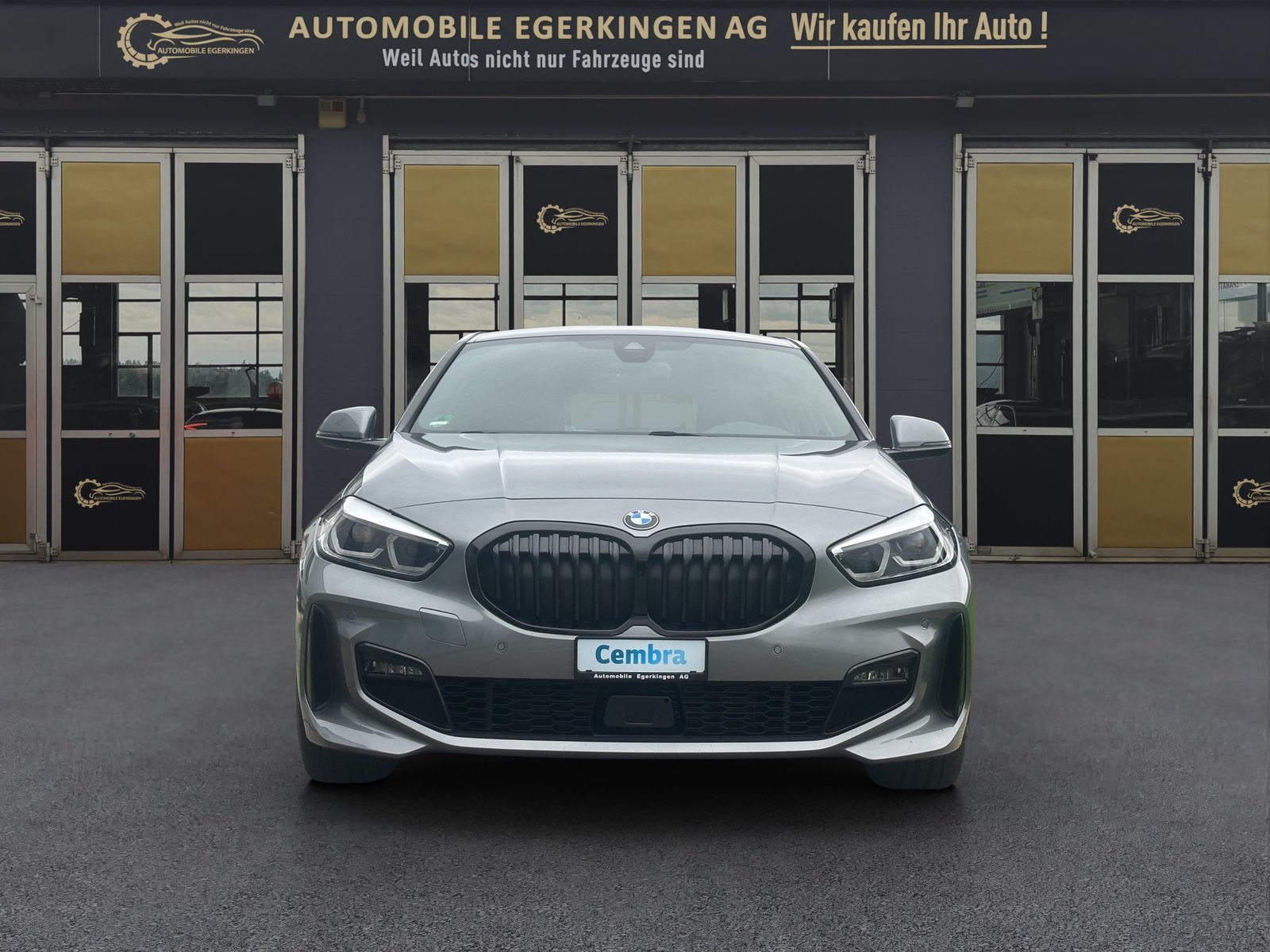 BMW 118d Pure M Sport, Diesel, Occasion / Gebraucht, Automatik - 2
