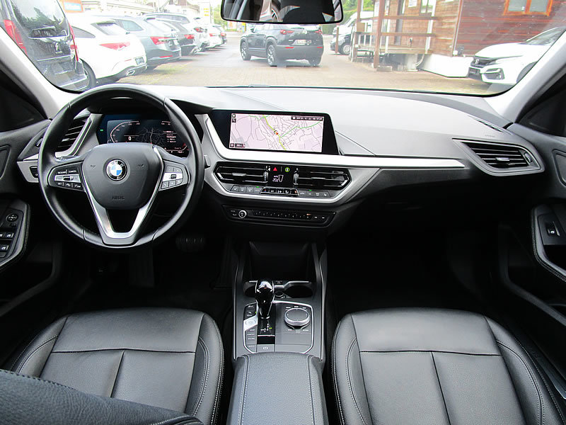 BMW 118i Steptronic, Benzin, Occasion / Gebraucht, Automatik - 3