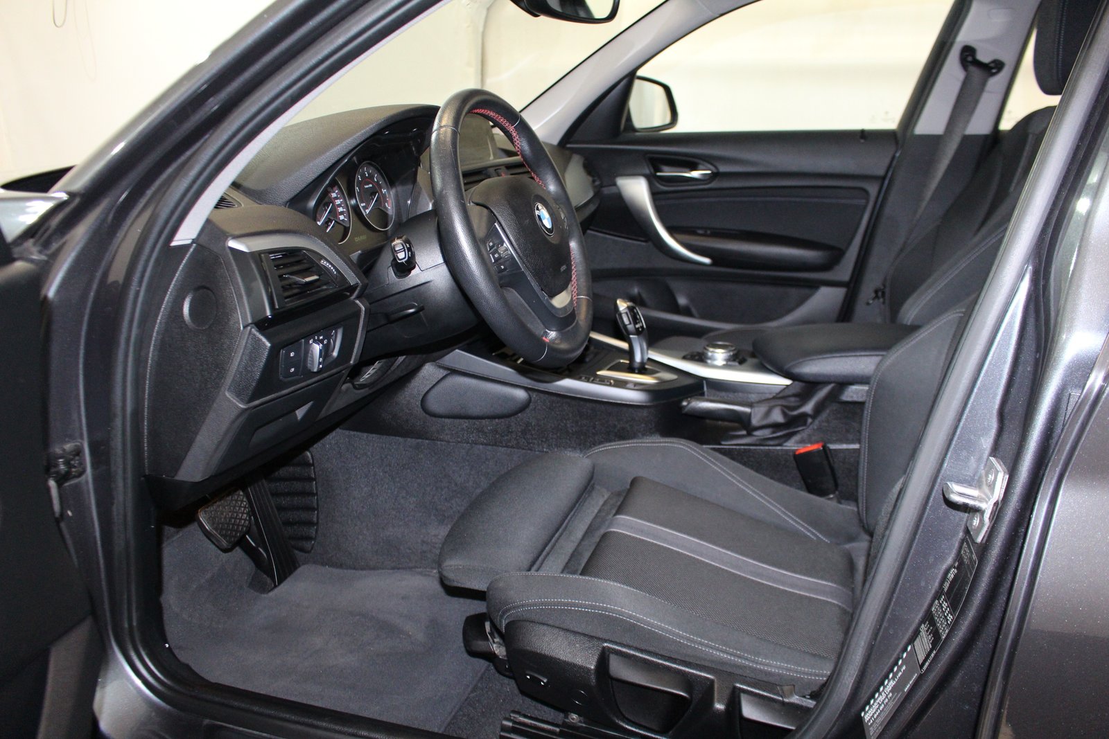BMW 118d, Diesel, Occasion / Utilisé, Automatique - 7