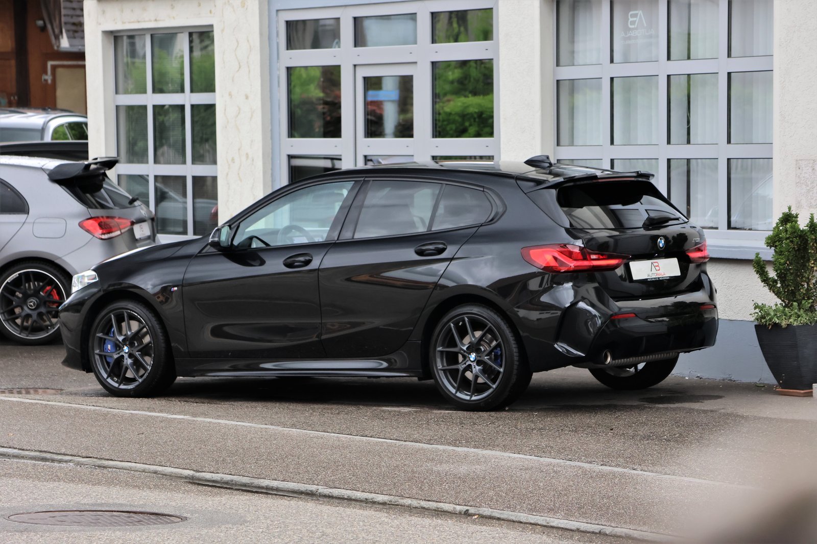 BMW 118i M Sport Steptronic, Benzin, Occasion / Gebraucht, Automatik - 5