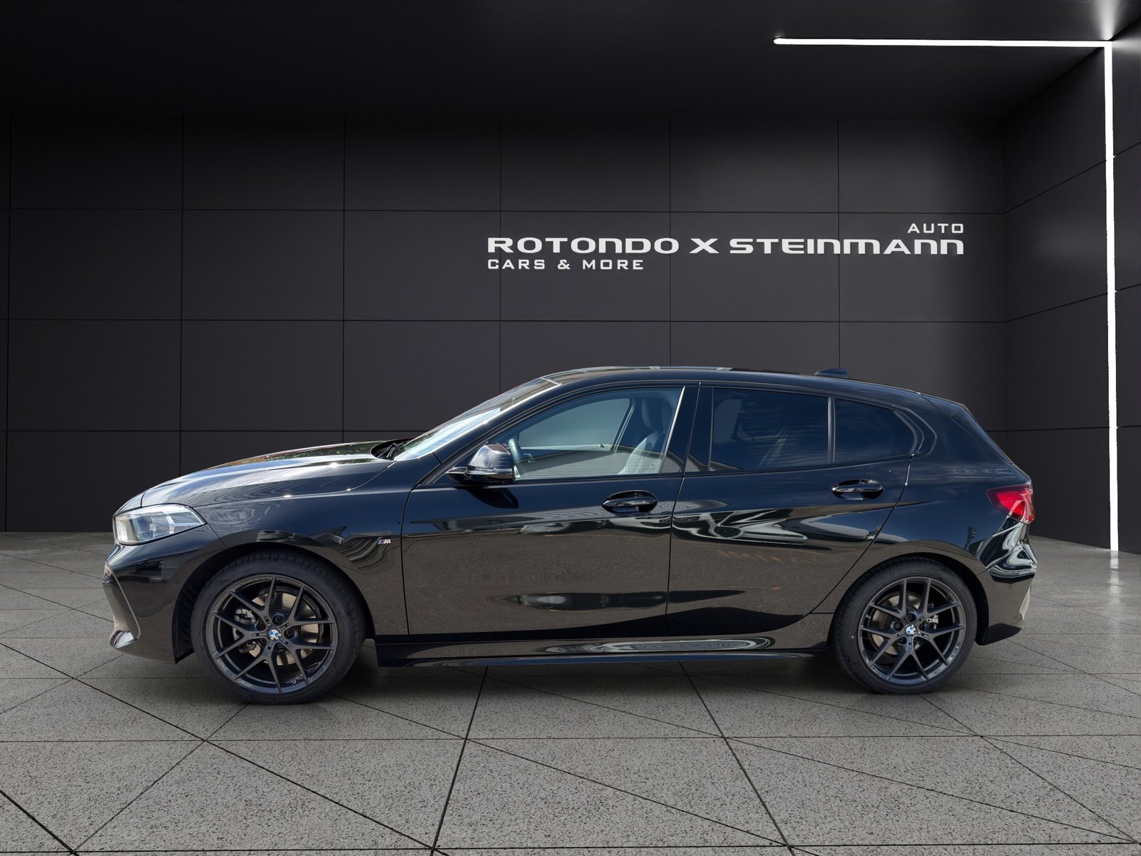 BMW 118i Pure M Sport Steptronic, Benzin, Occasion / Gebraucht, Automatik - 2