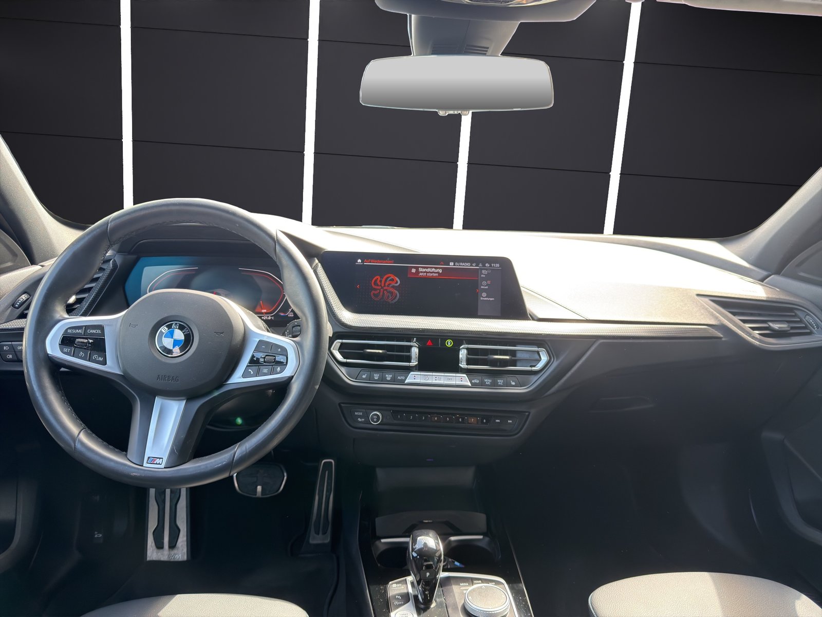 BMW 118i Pure M Sport Steptronic, Benzin, Occasion / Gebraucht, Automatik - 7