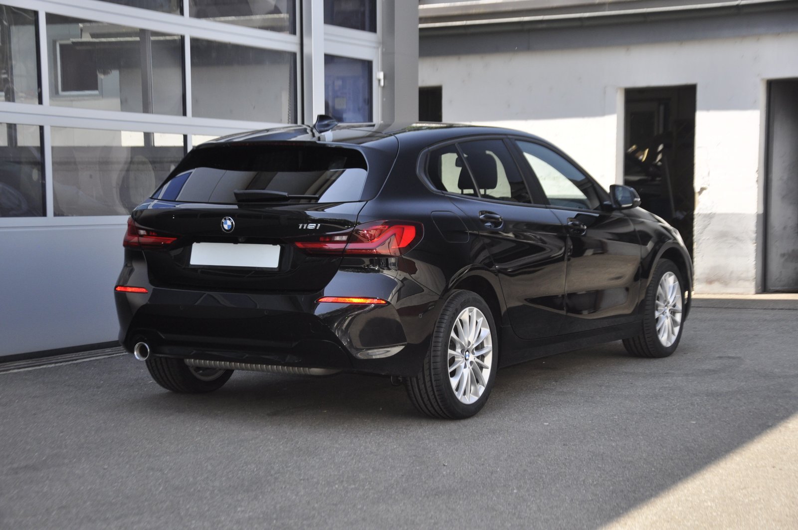 BMW 118i Steptronic, Benzin, Occasion / Gebraucht, Automatik - 3