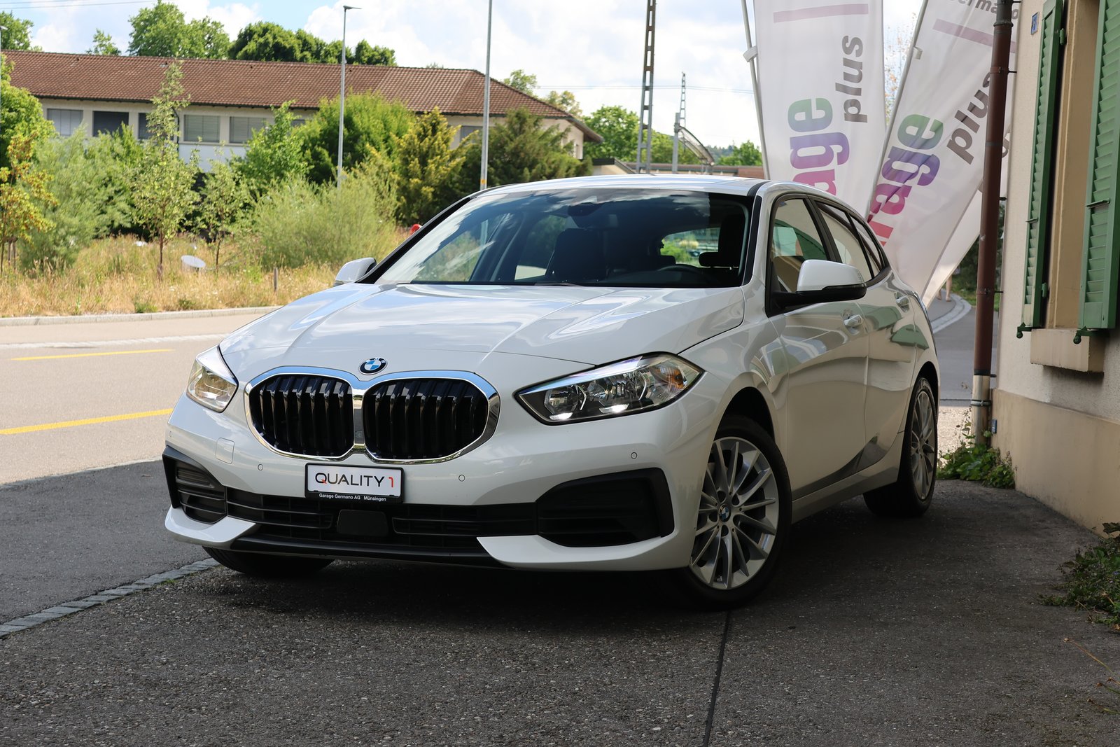 BMW 118i Steptronic Essential Edition