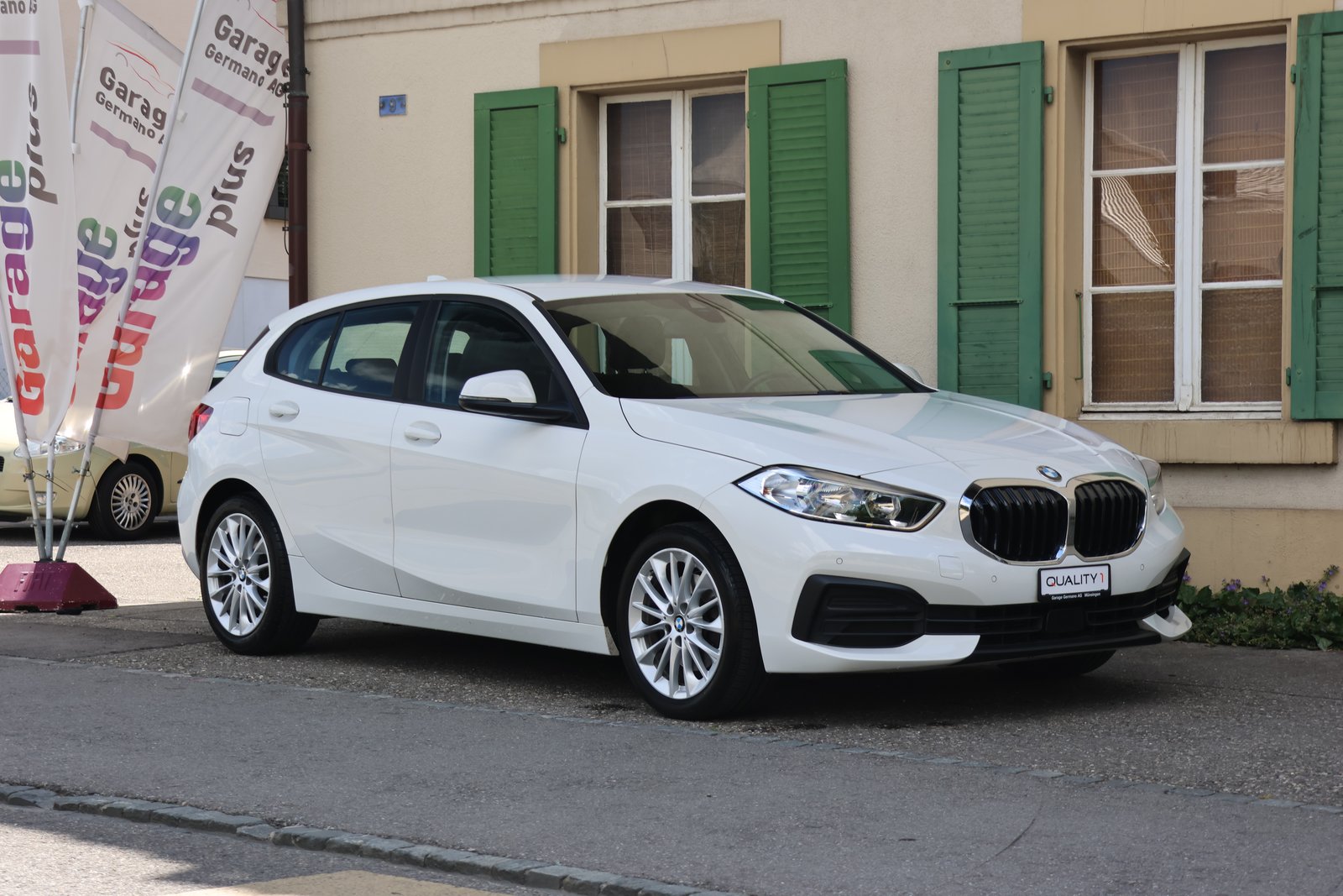BMW 118i Steptronic Essential Edition, Essence, Occasion / Utilisé, Automatique - 3