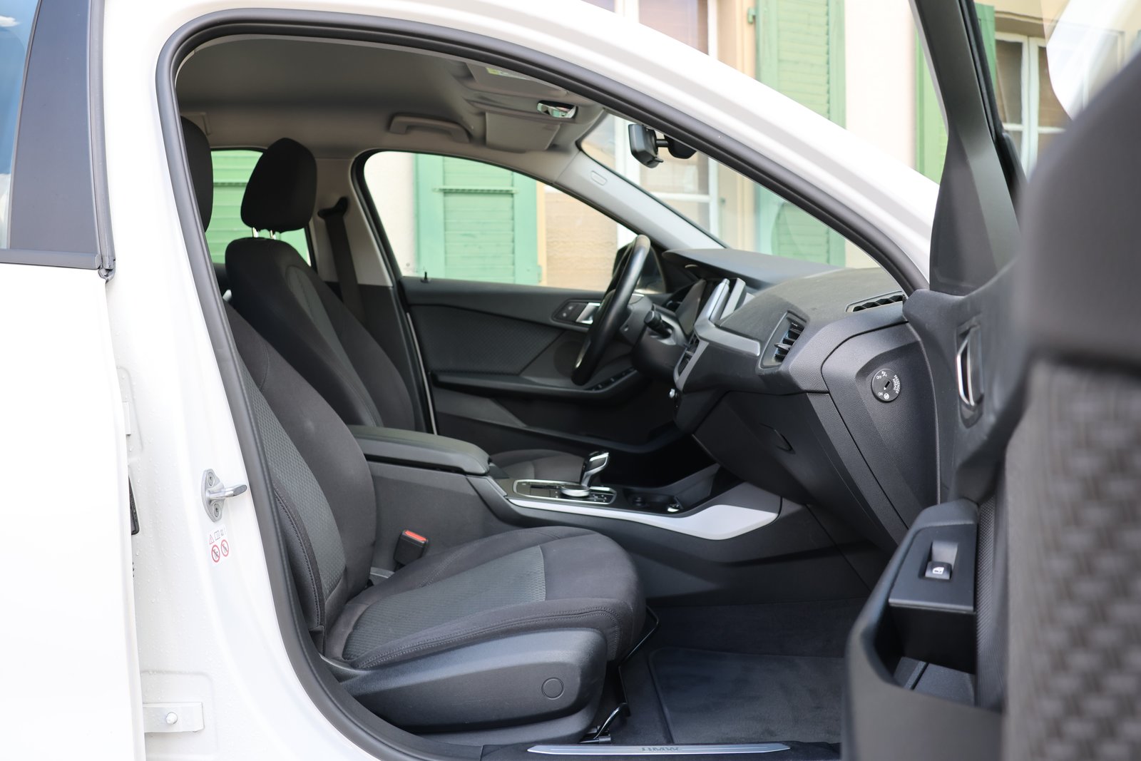 BMW 118i Steptronic Essential Edition, Essence, Occasion / Utilisé, Automatique - 7
