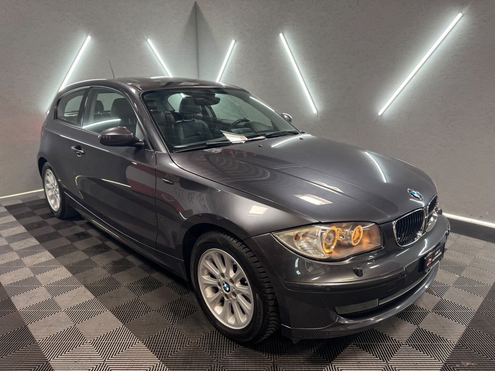 BMW 118d, Diesel, Occasion / Gebraucht, Handschaltung - 2
