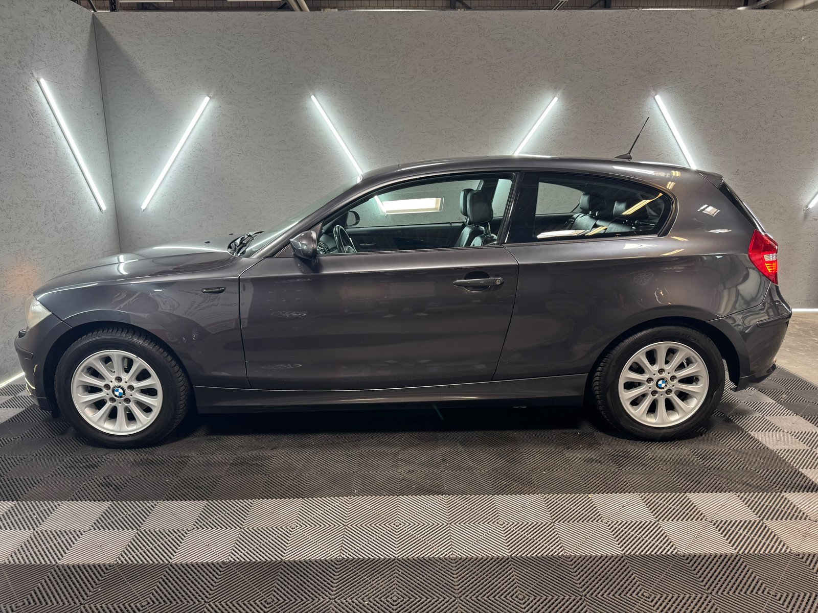 BMW 118d, Diesel, Occasion / Gebraucht, Handschaltung - 5