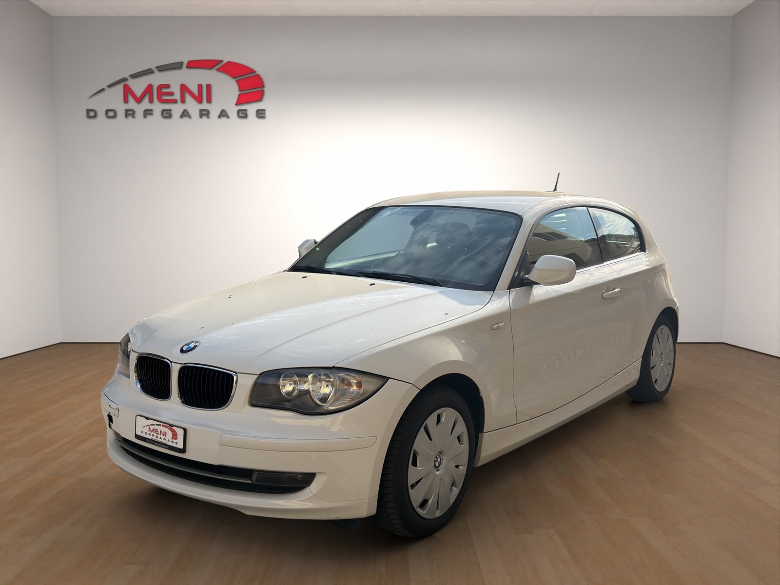 BMW 118i Dynamic Edition Steptronic, Petrol, Second hand / Used, Automatic - 3