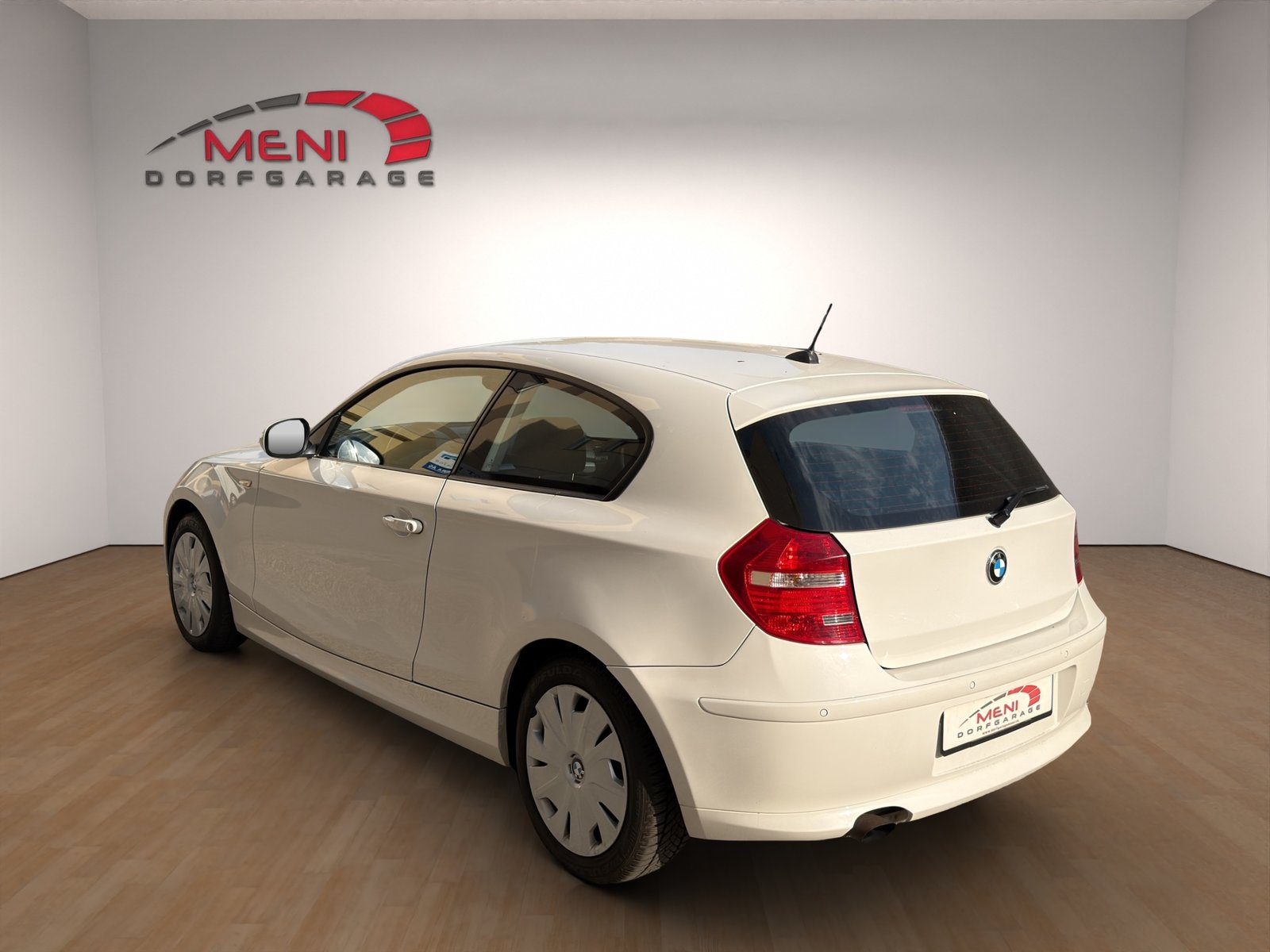 BMW 118i Dynamic Edition Steptronic, Petrol, Second hand / Used, Automatic - 5