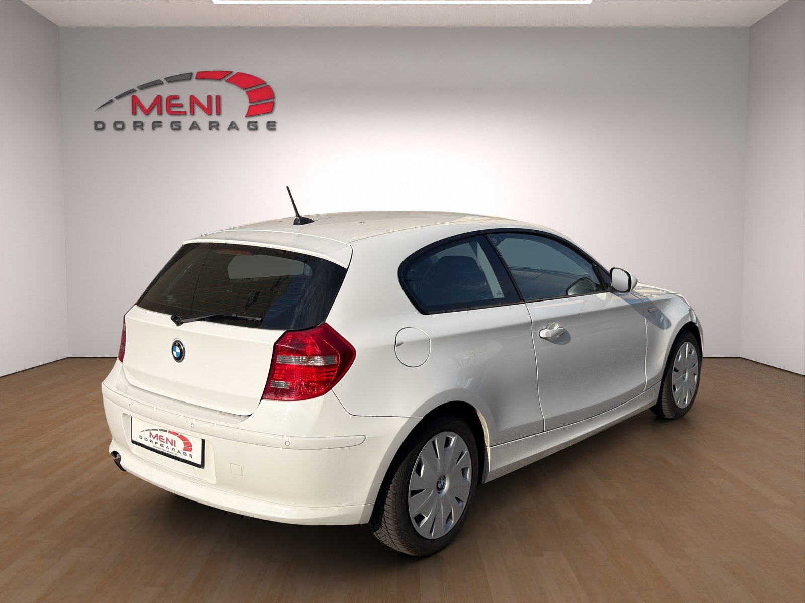 BMW 118i Dynamic Edition Steptronic, Petrol, Second hand / Used, Automatic - 7