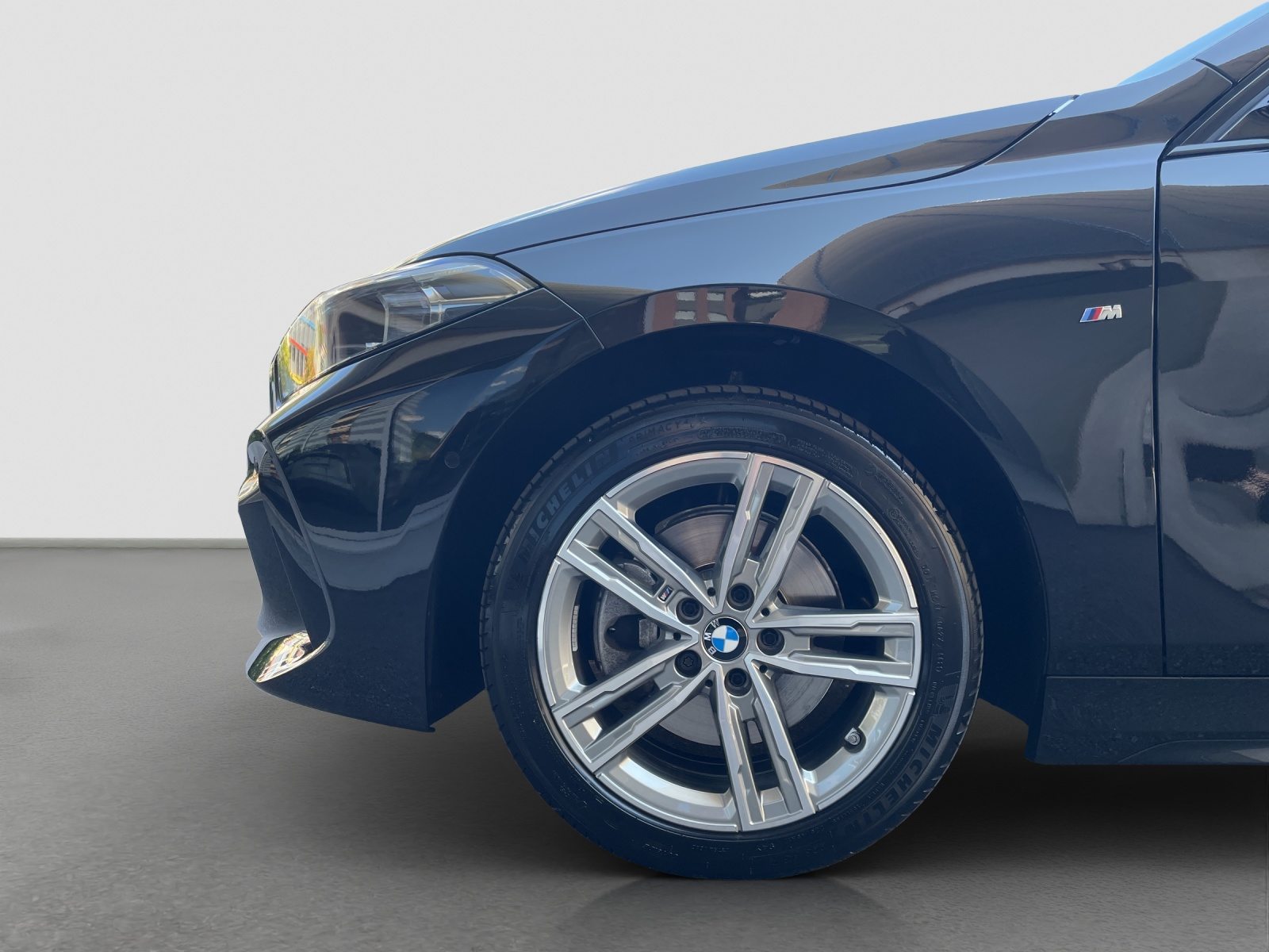 BMW 118i M Sport M Sport, Benzin, Occasion / Gebraucht, Handschaltung - 5
