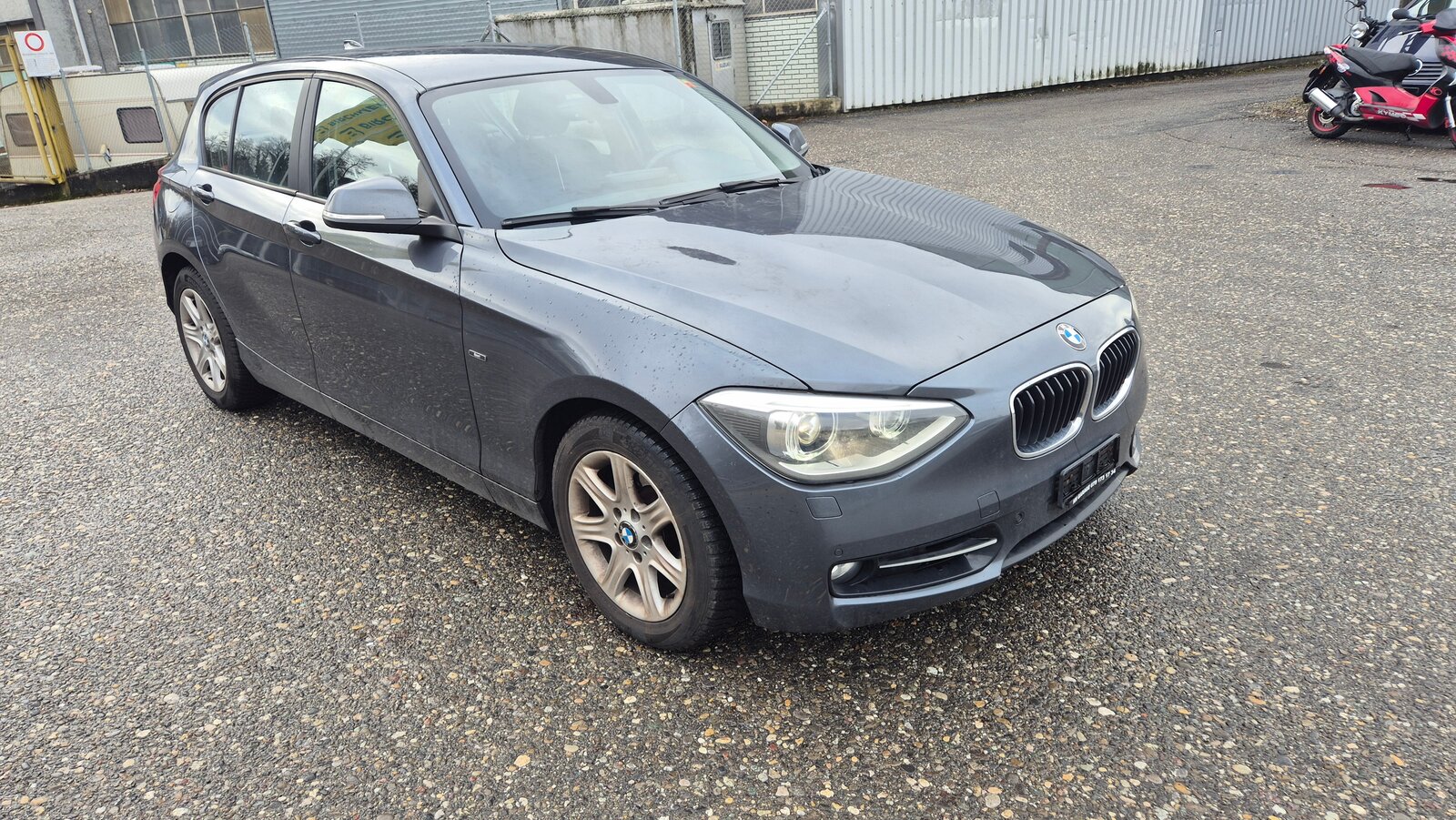 BMW 118i Sport Line Steptronic, Essence, Occasion / Utilisé, Automatique - 4