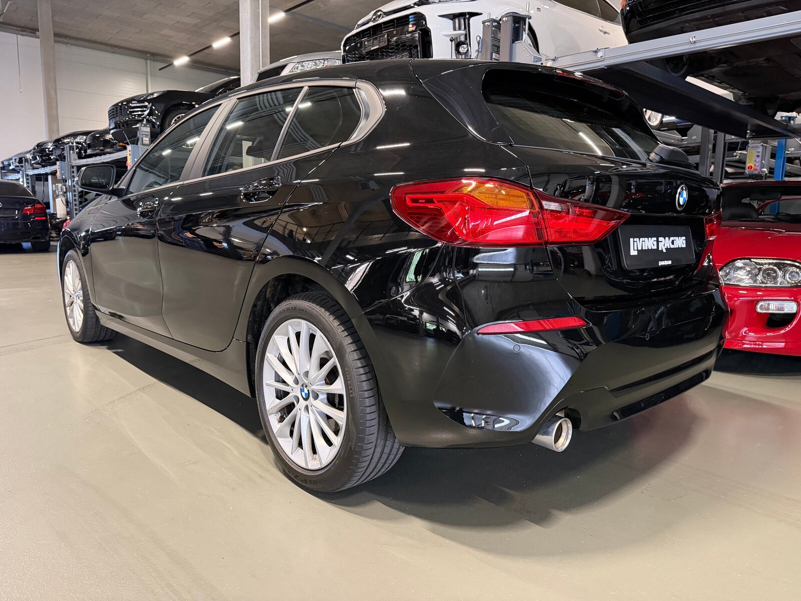 BMW 118i Steptronic all black, Essence, Occasion / Utilisé, Automatique - 3