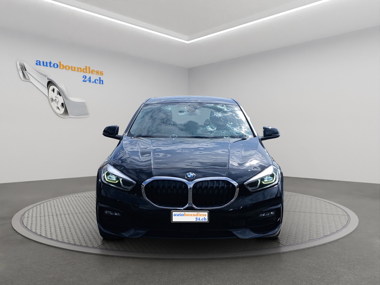 BMW 118i Essential Edition Steptronic