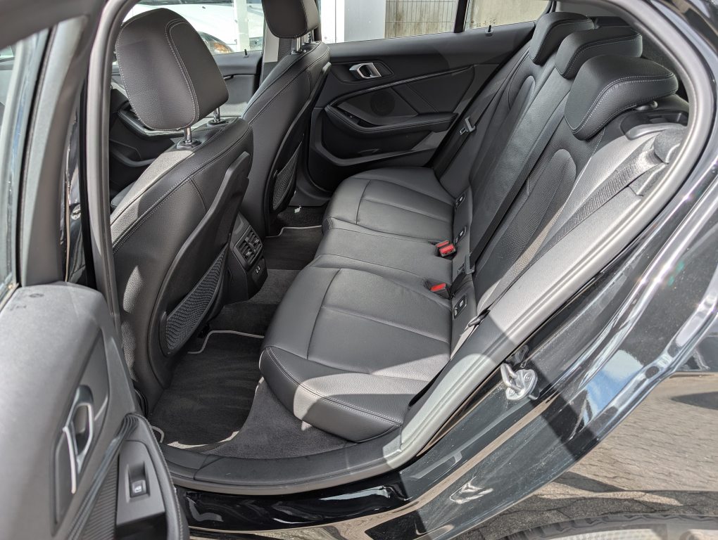 BMW 118 Sport Line, Benzina, Occasioni / Usate, Automatico - 7