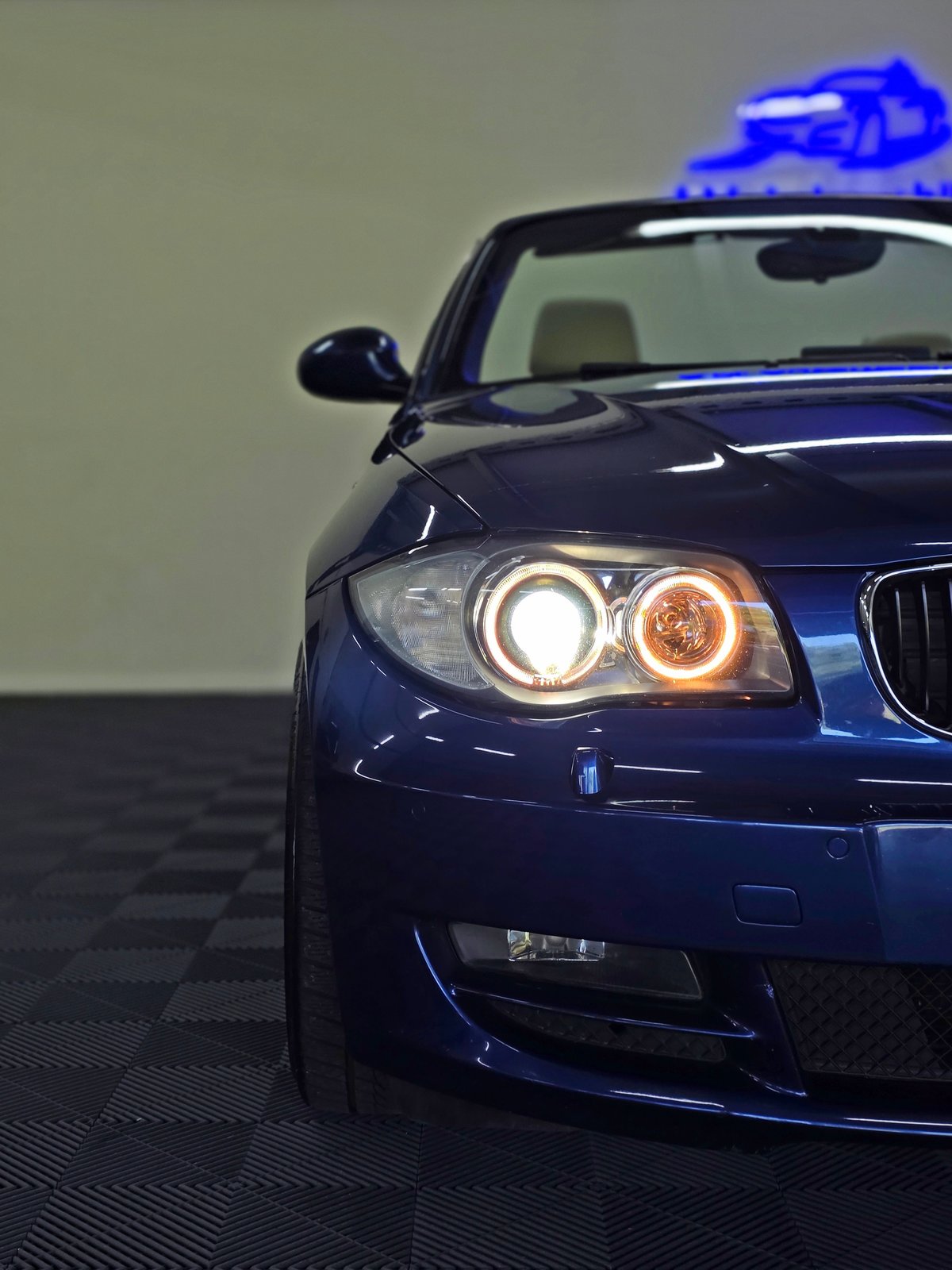 BMW 120i Cabrio, Petrol, Second hand / Used, Manual - 3