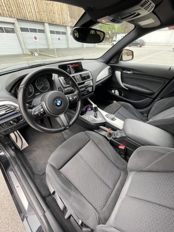 BMW 120 120d xDrive, Diesel, Second hand / Used, Automatic - 6