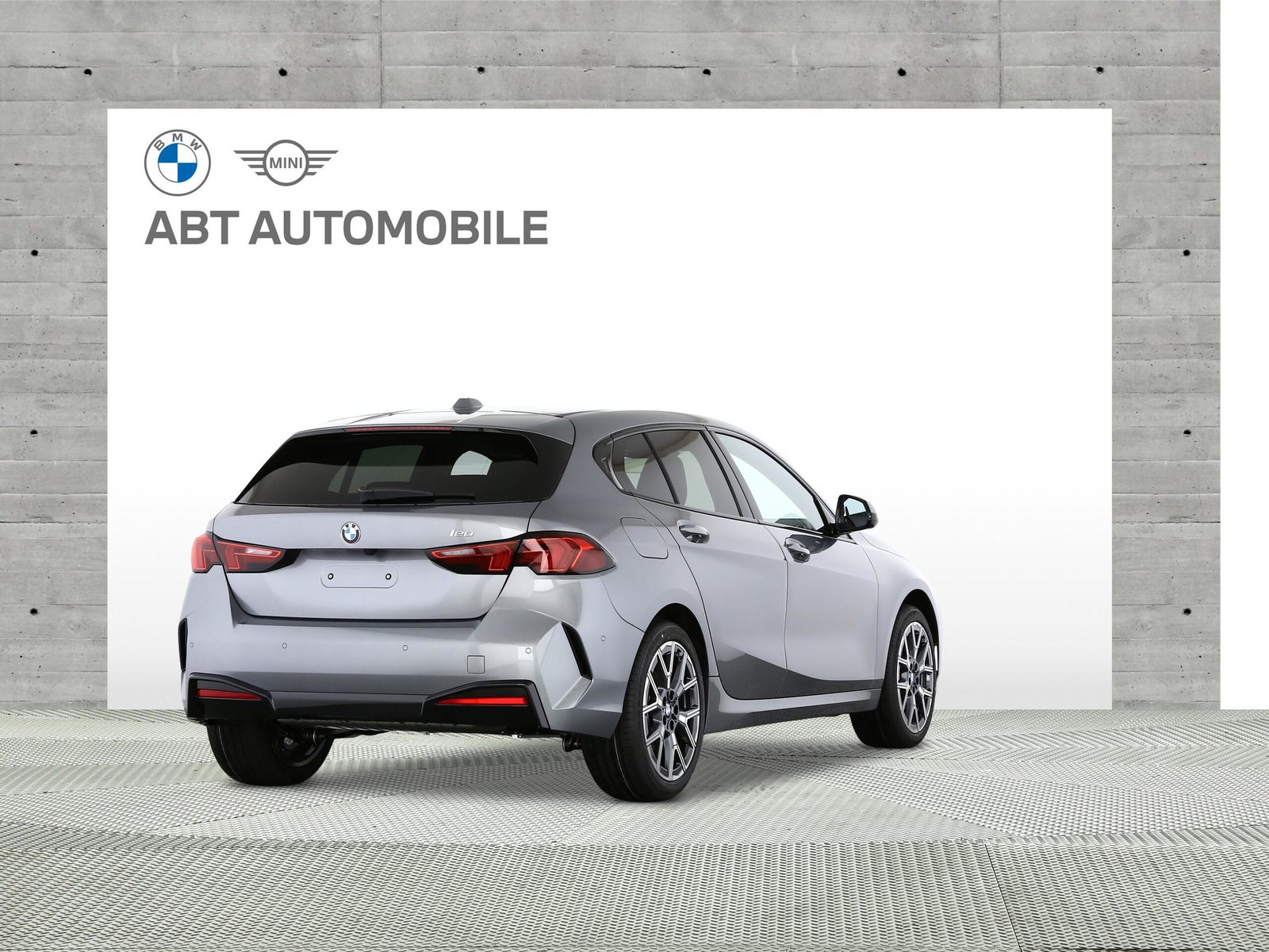 BMW 120i, Mild-Hybrid Petrol/Electric, New car, Automatic - 3